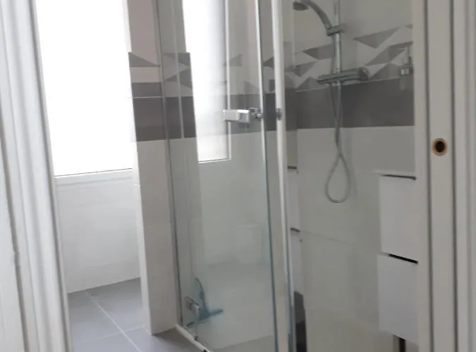 Joli Entre La Et La Hyères